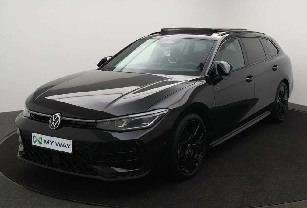Volkswagen Passat R-Line Business Premium 1.5TSI mHEV 150PK *AUTOMAAT*PANODAK*LEDER*ALCANTARA*SPORTZETELS*CAMER