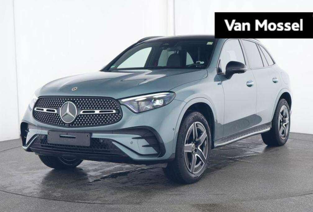 Mercedes-Benz e 4MATIC AMG Line + DIGITAL LIGHT + PANO DAK + TRE