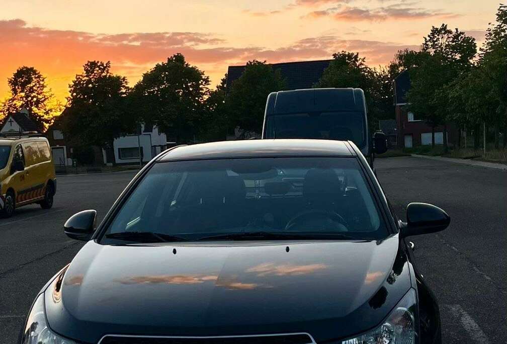 Chevrolet 1.8i LT