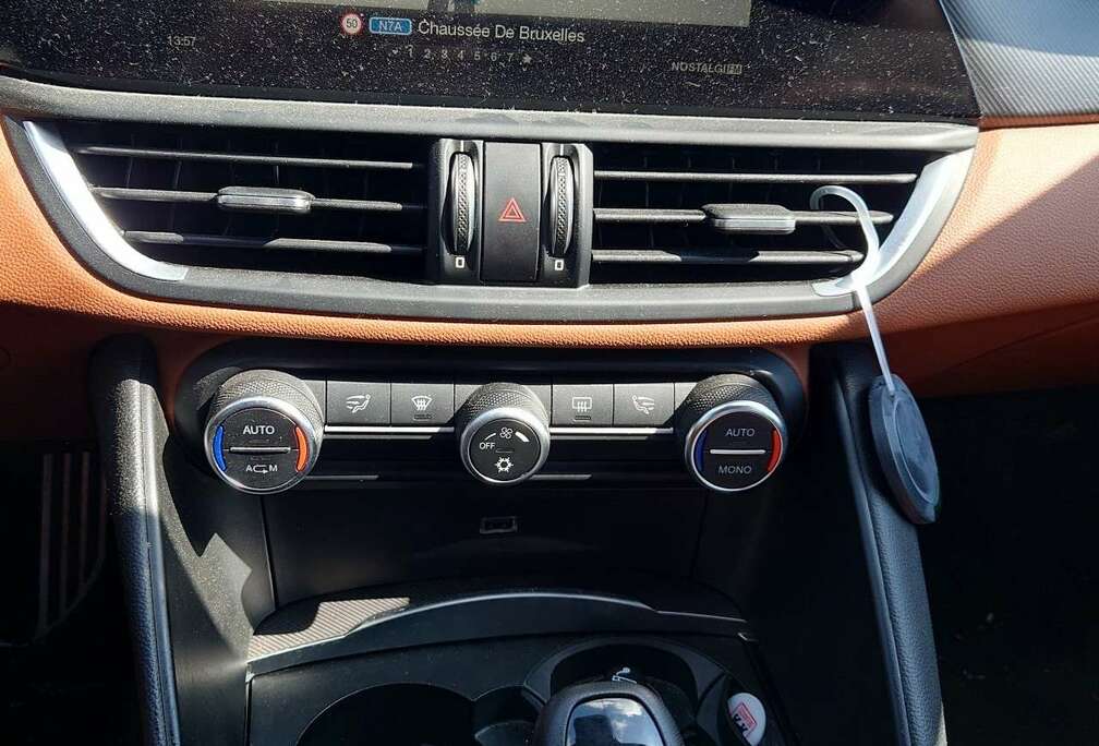Alfa Romeo 2.2 JTDm Super