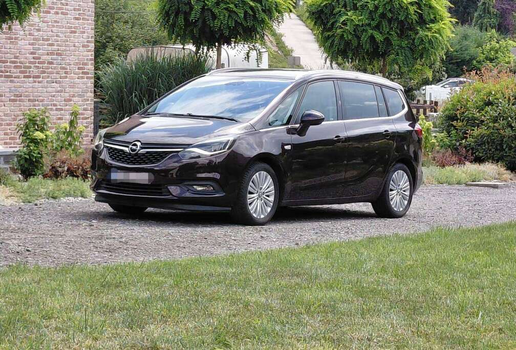Opel Zafira 1.4 Turbo Cosmo