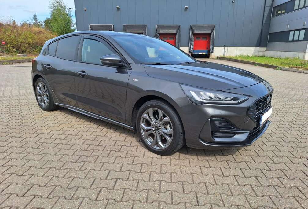 Ford Focus 1.0 EcoBoost MHEV ST-Line