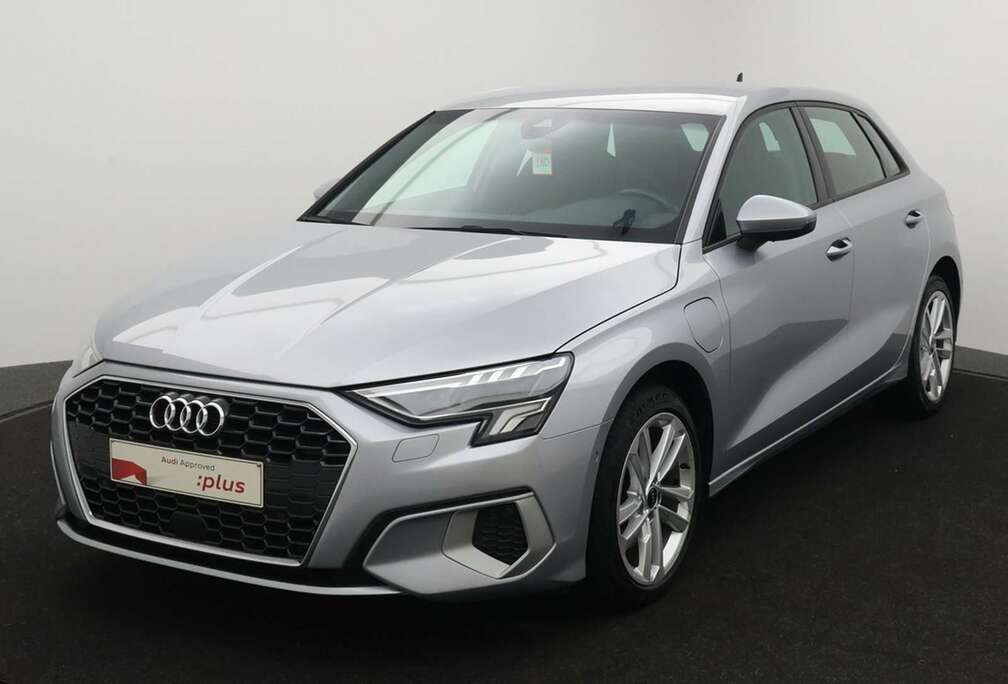 Audi Audi A3 Sportback 40 TFSIe PHEV 204PK *AUTOMAAT*PDC*APP CONNECT*NAVI*FULL LED*LEDER*SPORTSEATS*DIGITAL COCKPIT*;;;