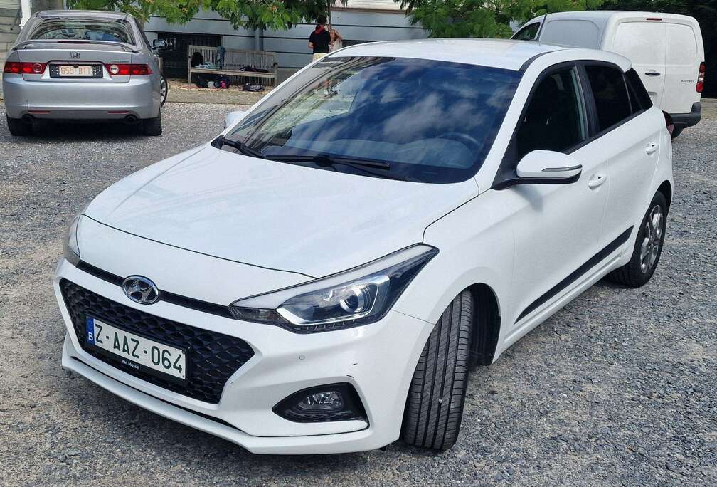 Hyundai i20 1.0 T-GDi Twist Tech P +