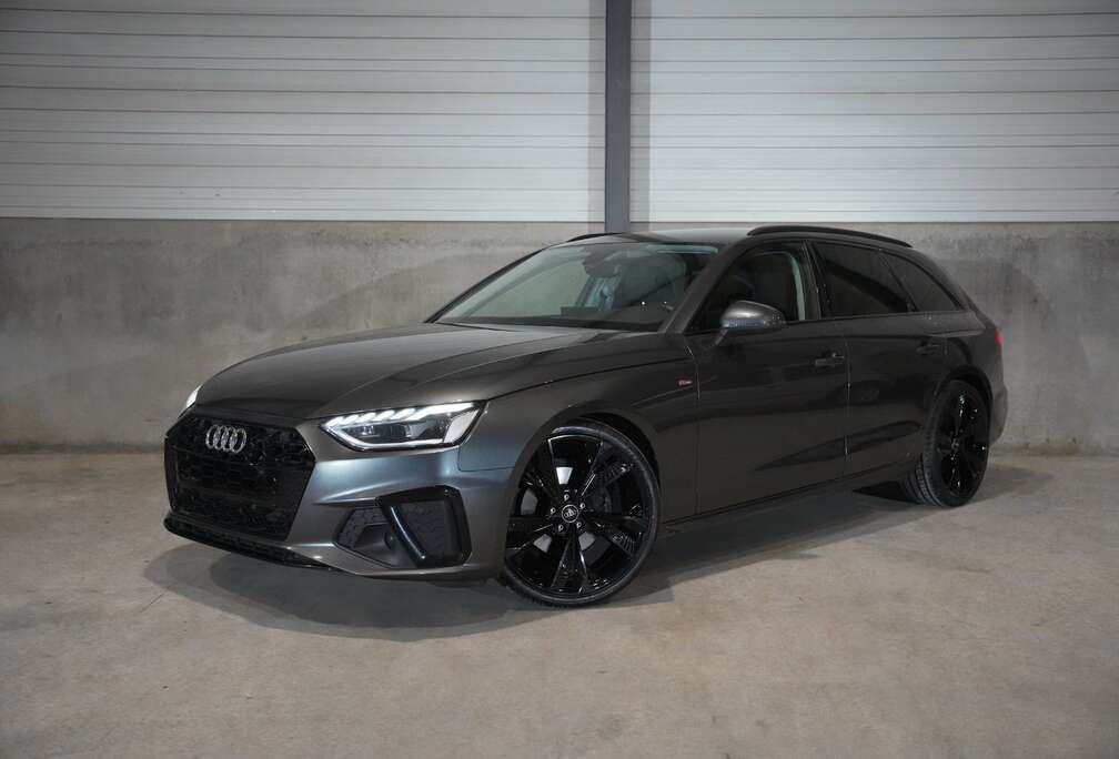 Audi  S-LINE  BLACK PACK LOOK RS  CARPLAY TVA