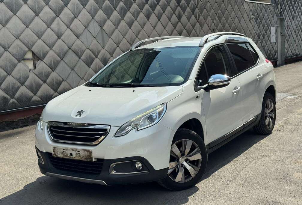 Peugeot 1.2 PureTech 82ch BVM5 Allure