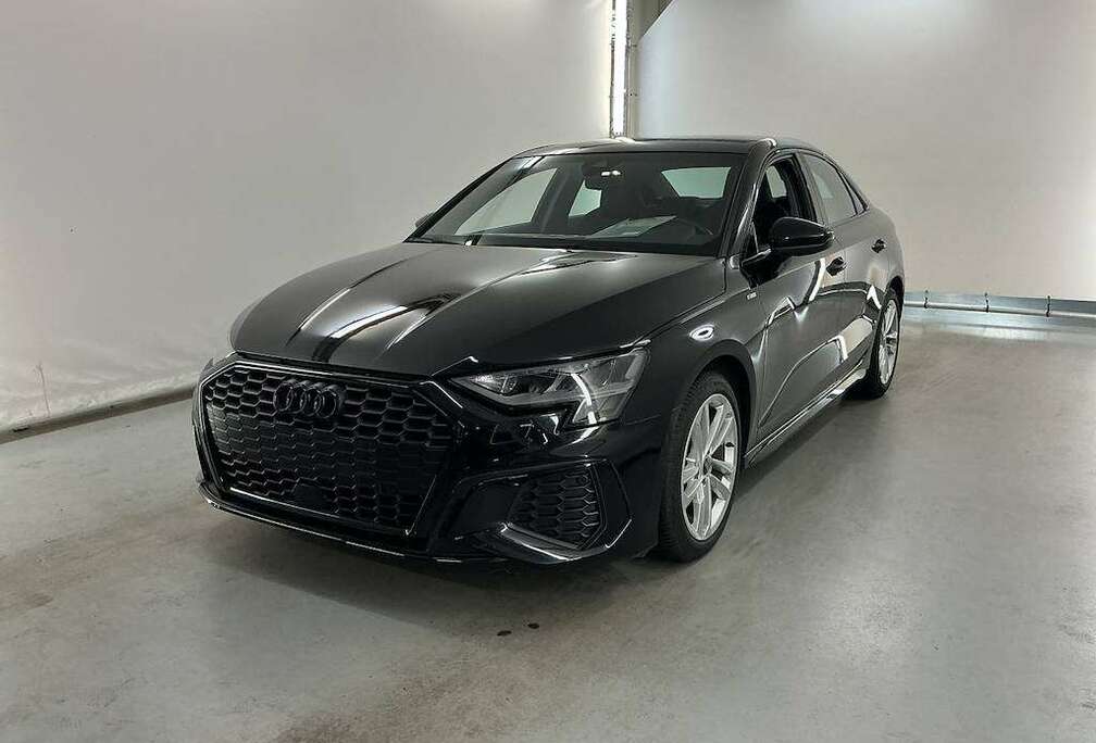 Audi A3*S*LINE*BERLINE*XENON/CARPASS*CARPLAY