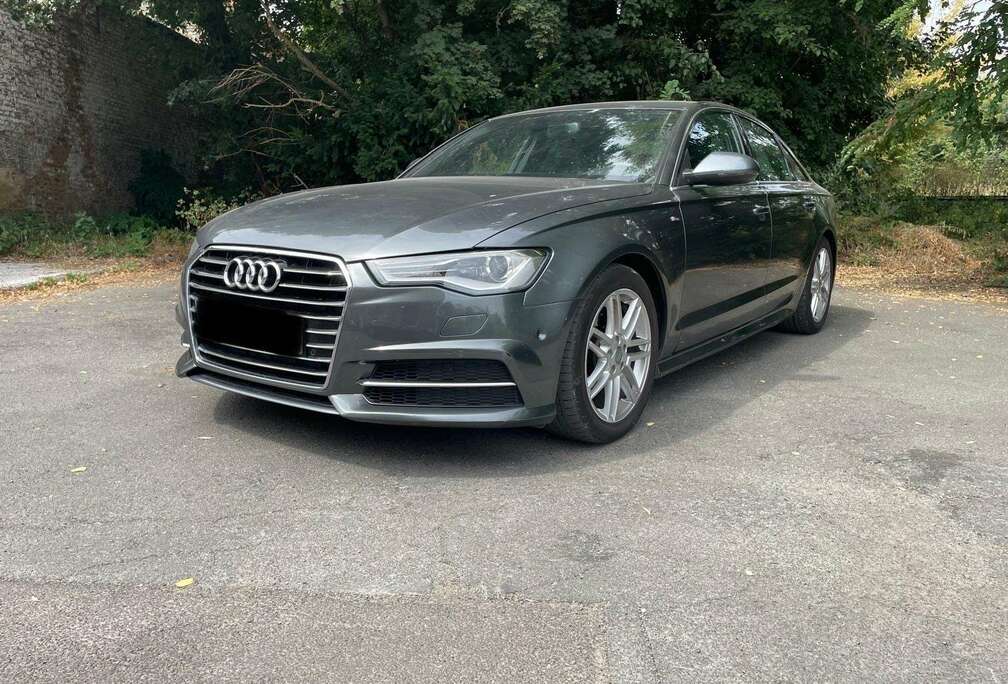 Audi 2.0 TDi Ultra S line tronic