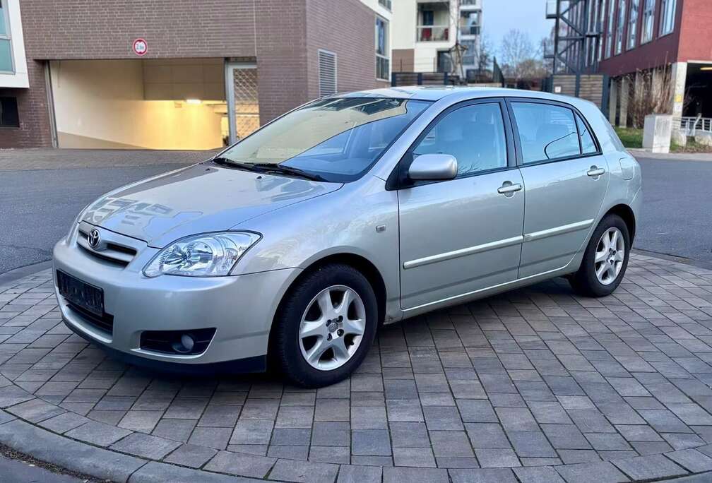 Toyota Corolla 1.6i VVT-i 16v Linea Sol