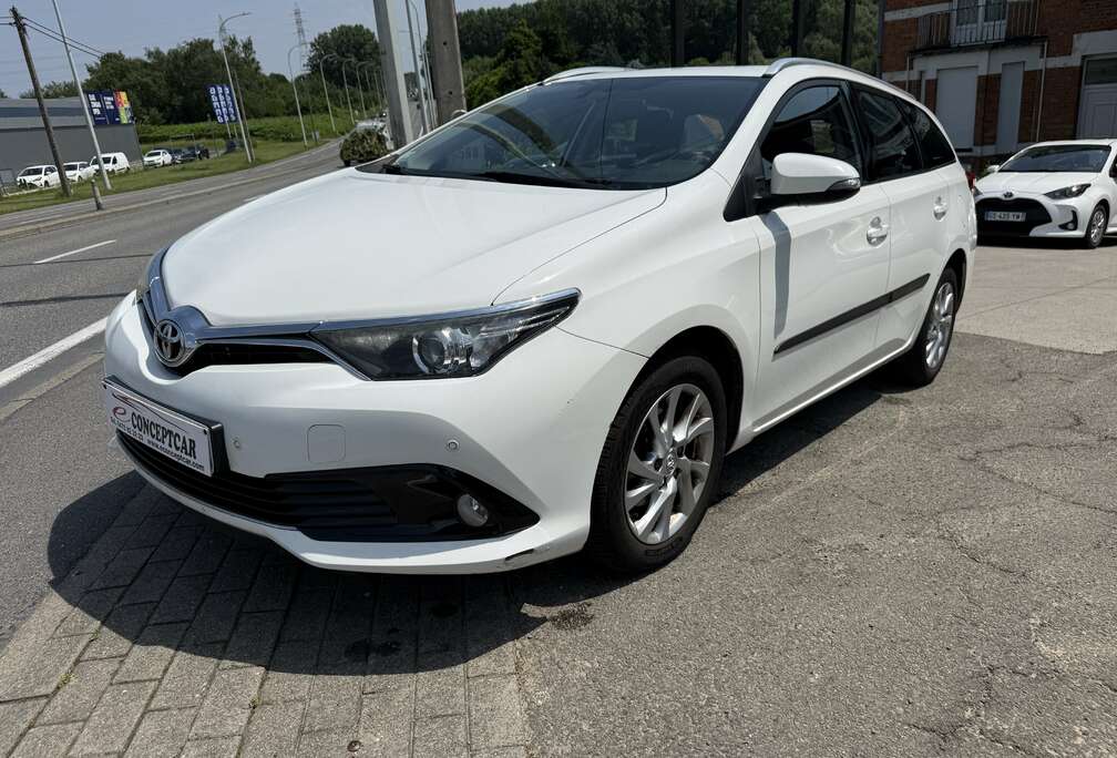 Toyota Auris SW 1.2 Turbo Dynamic