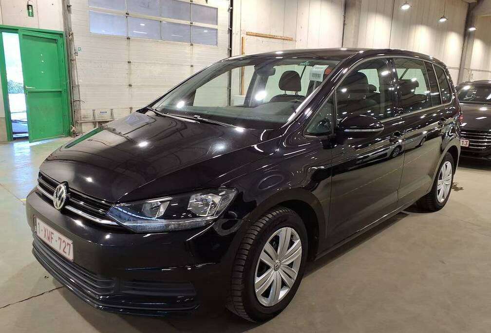 Volkswagen TOURAN*7 PLACES **CAR PASS*