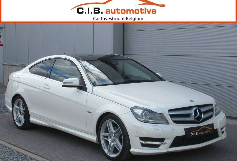 Mercedes-Benz CDI Aut. Coupe AMG / Pano / Bi-Xenon / Comand /
