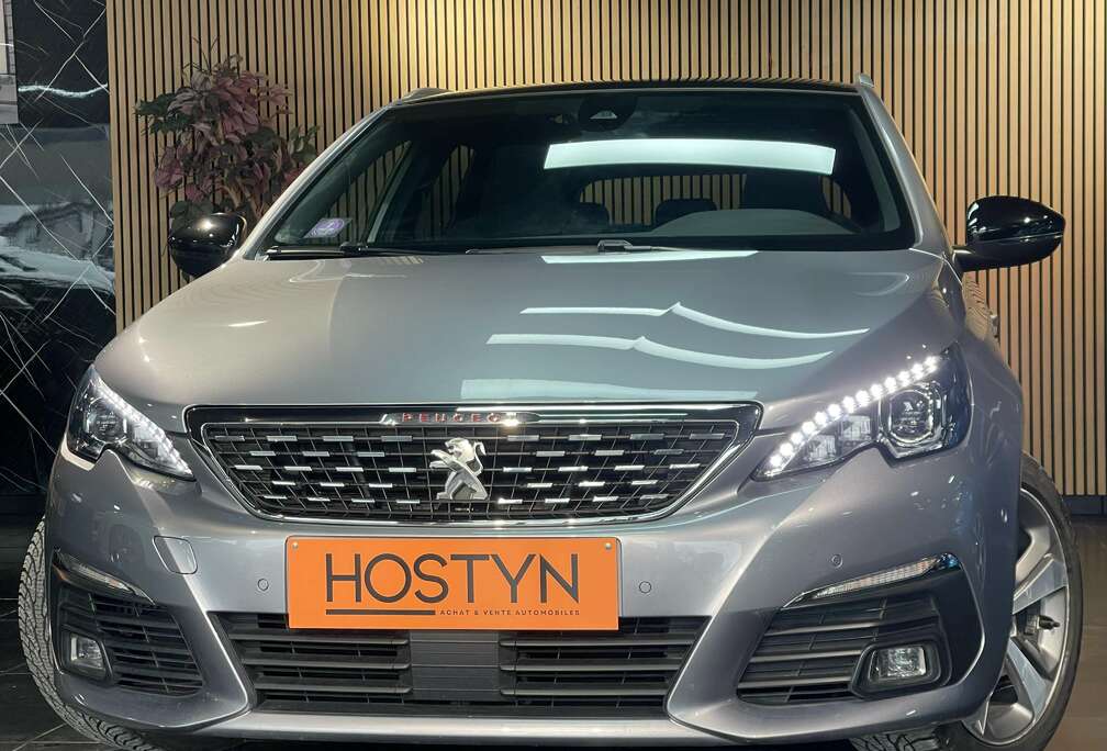 Peugeot SW 1.2i GT LINE*GARANTIE 1AN*NEW DISTRI