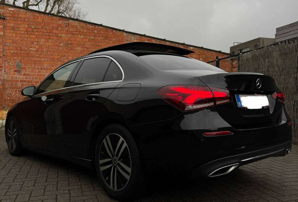 Mercedes-Benz Business Solution LUXURY  8G-DCT Panoramisch dak