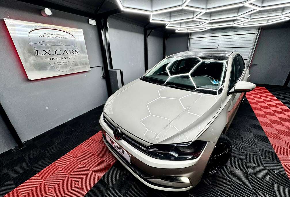 Volkswagen VW POLO * CAR-PLAY * TOIT OUVRANT * LED