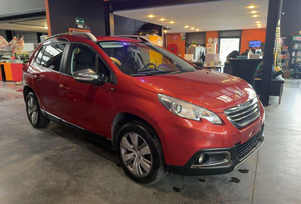 Peugeot 2008 1.2i Active S