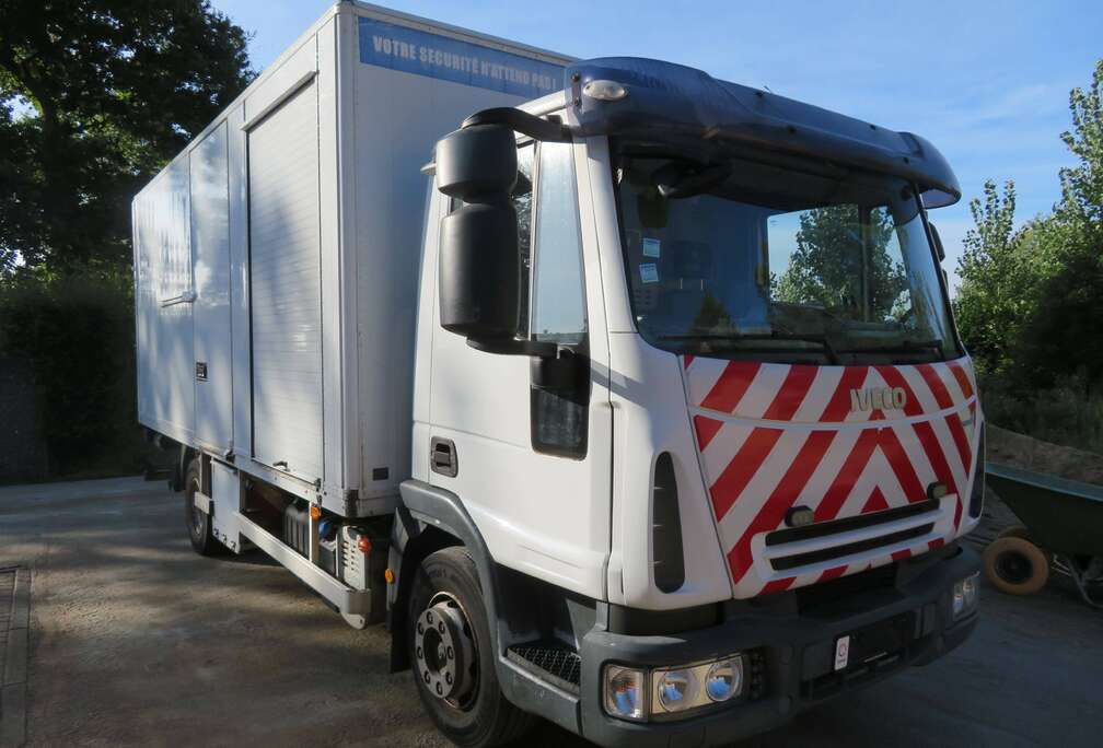 Trucks-Lkw Eurocargo ML120EL22 - 6Cyl - ingericht