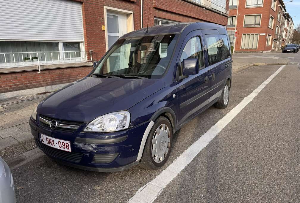 Opel Combo 1.4 BENZINE