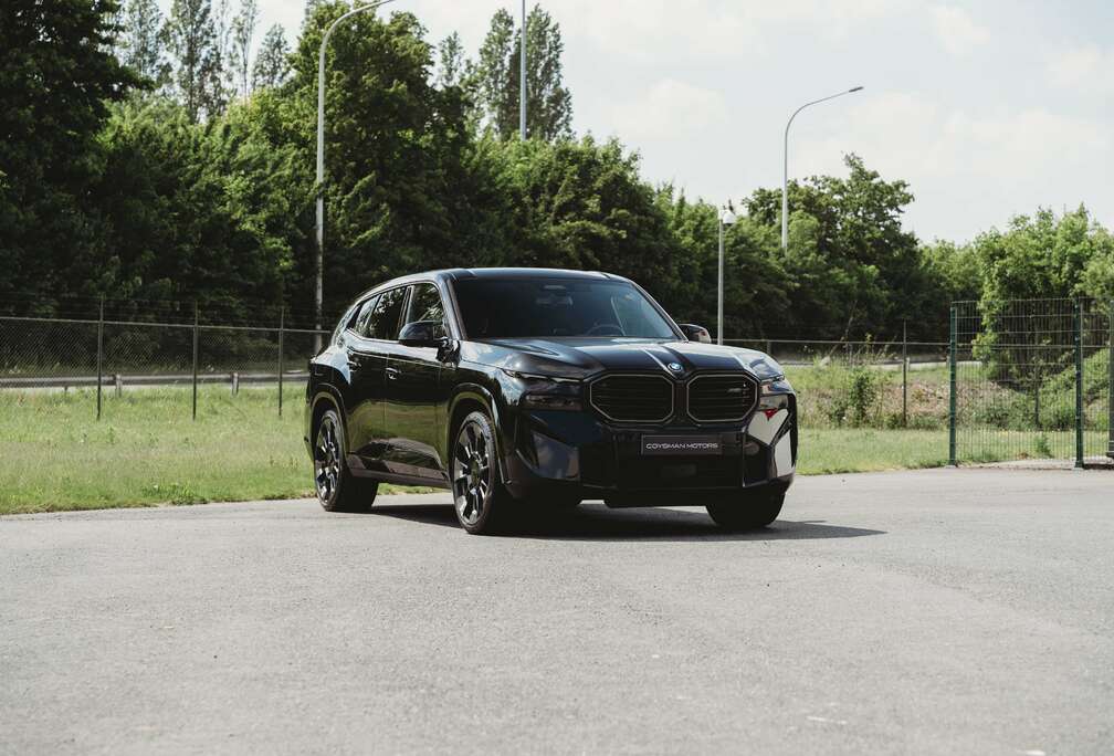 BMW XM PHEV 4.4AS/Bowers&Wilkins/Massage/23\