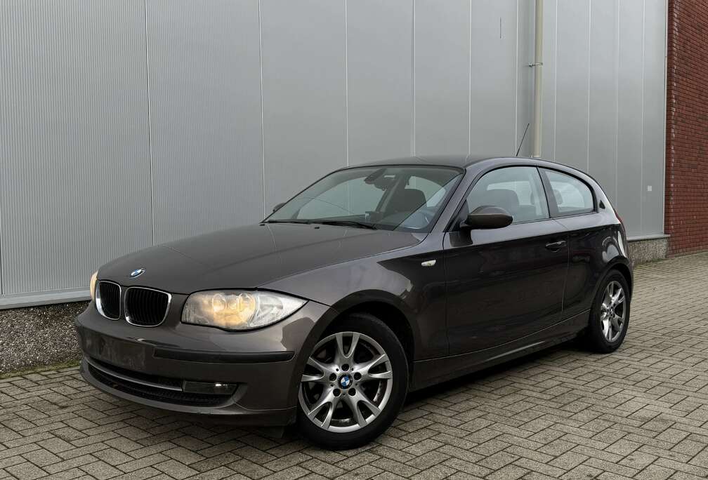 BMW 118i Business Line