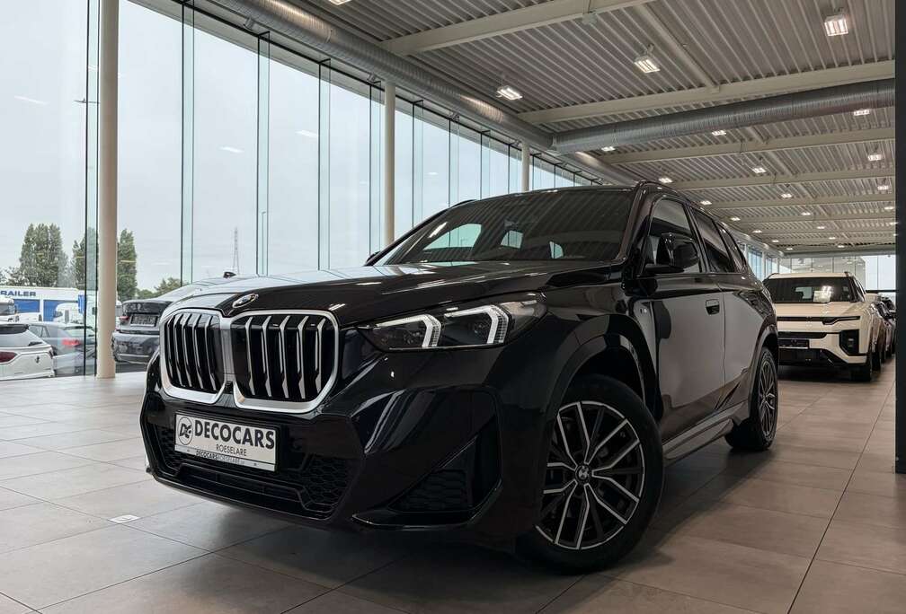 BMW M Pack / Keyless / Head-up Display / Carplay- Android auto / 360° Camera / Sfeerverlichting /