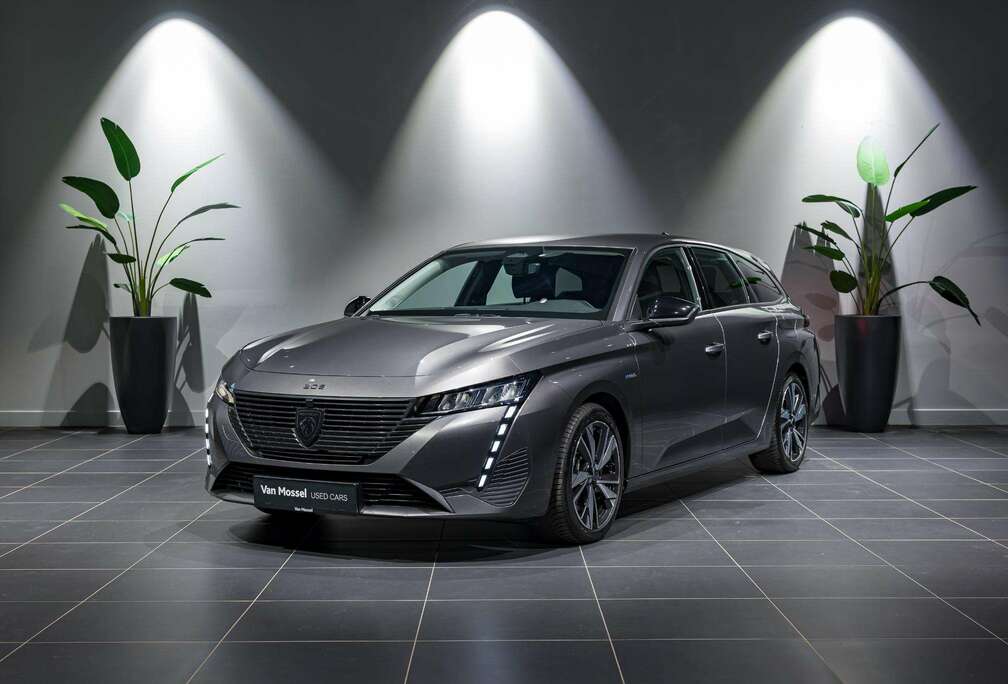 Peugeot 1.6 Hybrid 180 EAT8 CARPLAY  NAVI  LED