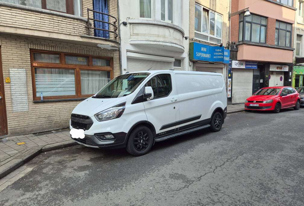 Ford Transit Custom 2.0 TDCi L2H1 Trail (EU6.2)