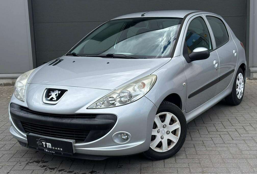 Peugeot 206  1.1i Urban