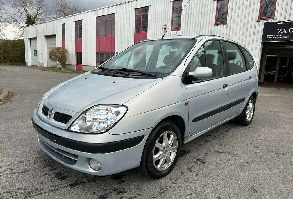Renault 1.4i 16v RN