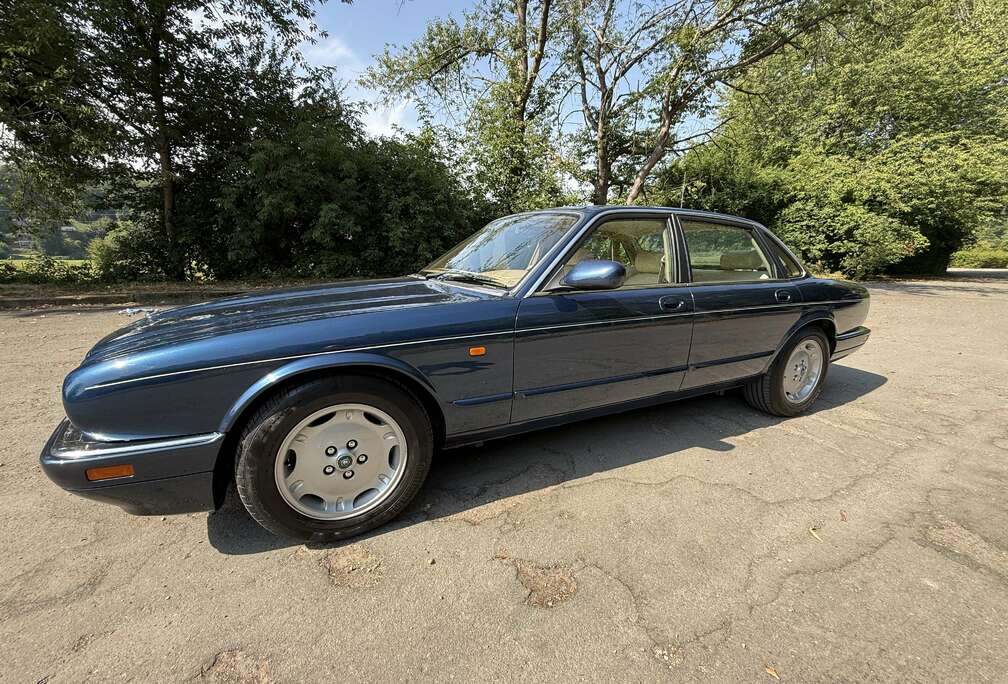Jaguar 3.2i