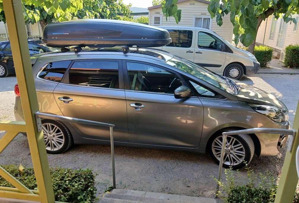 Kia 1.6i Navi Edition+