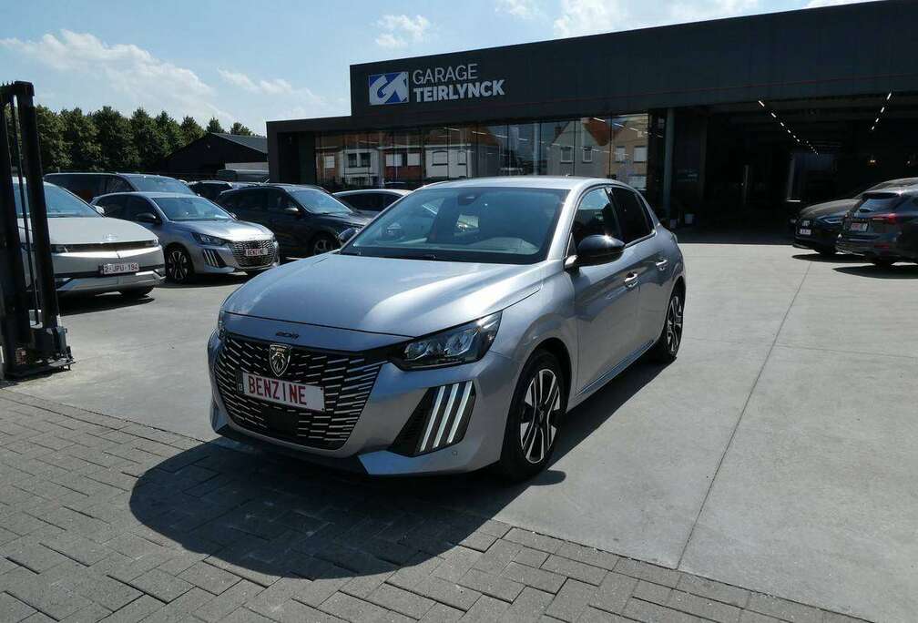 Peugeot 1.2 i benzine 100pk Allure Luxe \'25 15000km (83709)