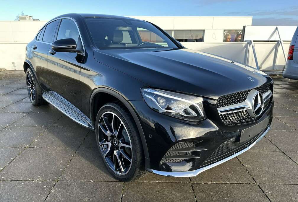 Mercedes-Benz e 4M/LEDER/SCHUIFDAK/AMG/ACHTERUITRIJCAM/PARKASS