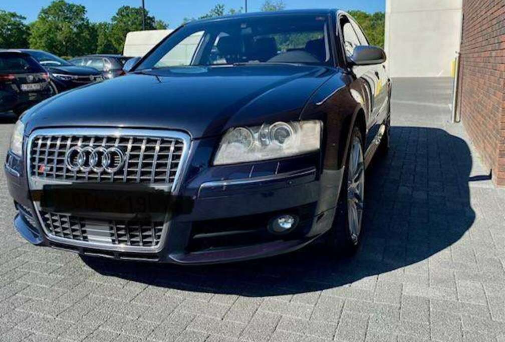 Audi S8 5.2i V10 40v FSI S8 Quattro Tiptronic