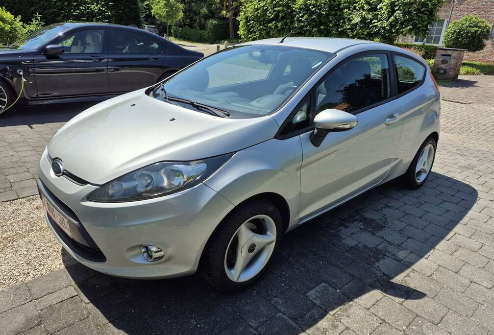 Ford 1.25i Sound Connection Trend