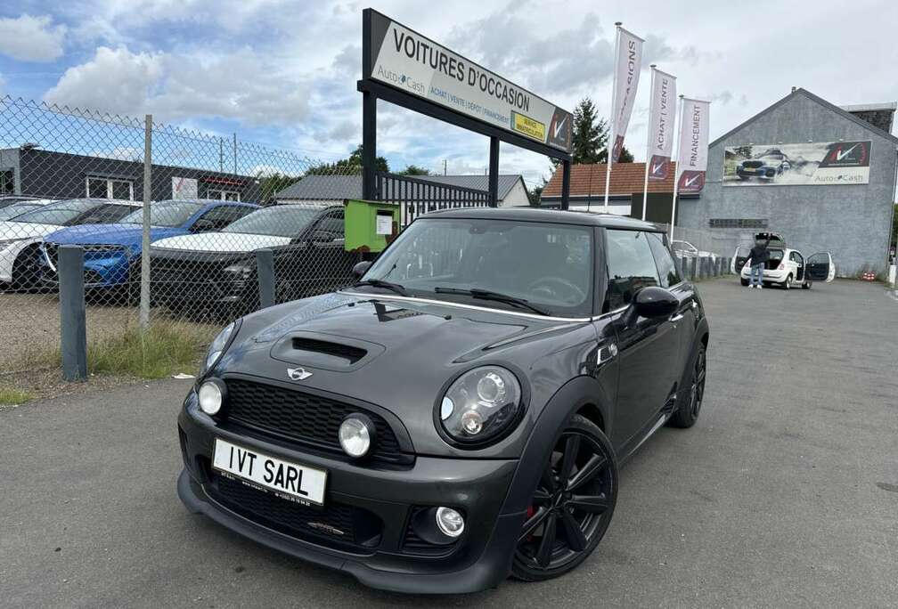 MINI 1.6 JCW 211CV MANU