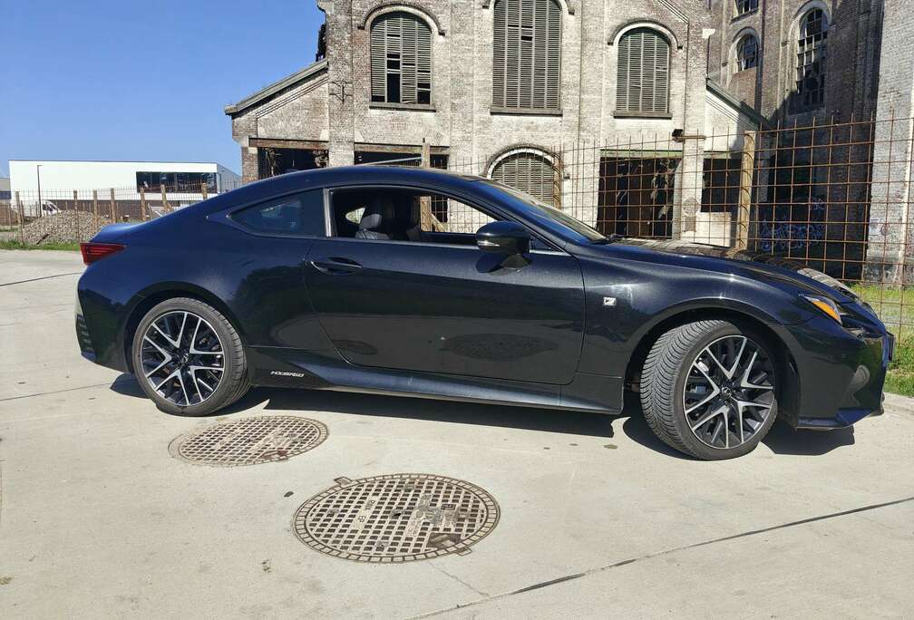 Lexus 2.5i F Sport Line E-CVT (EU6.2)