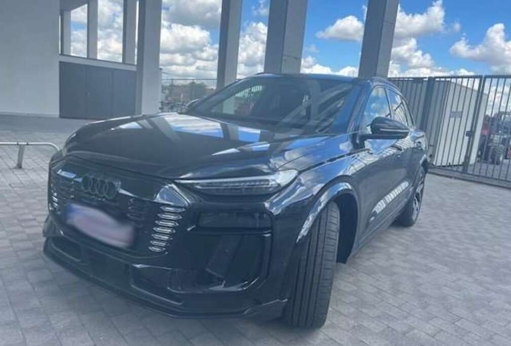 Audi SQ6 e-tron quattro