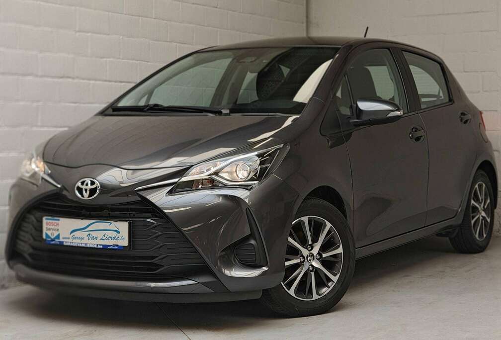 Toyota Yaris 1.0i VVT-i Comfort - Camera - Lane Assist - Airco - Bluetooth