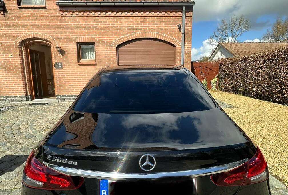 Mercedes-Benz E 300 e PHEV Business Solution