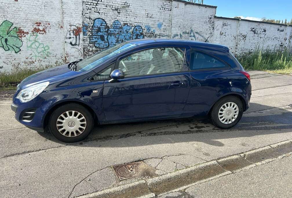Opel 1.0i Essentia