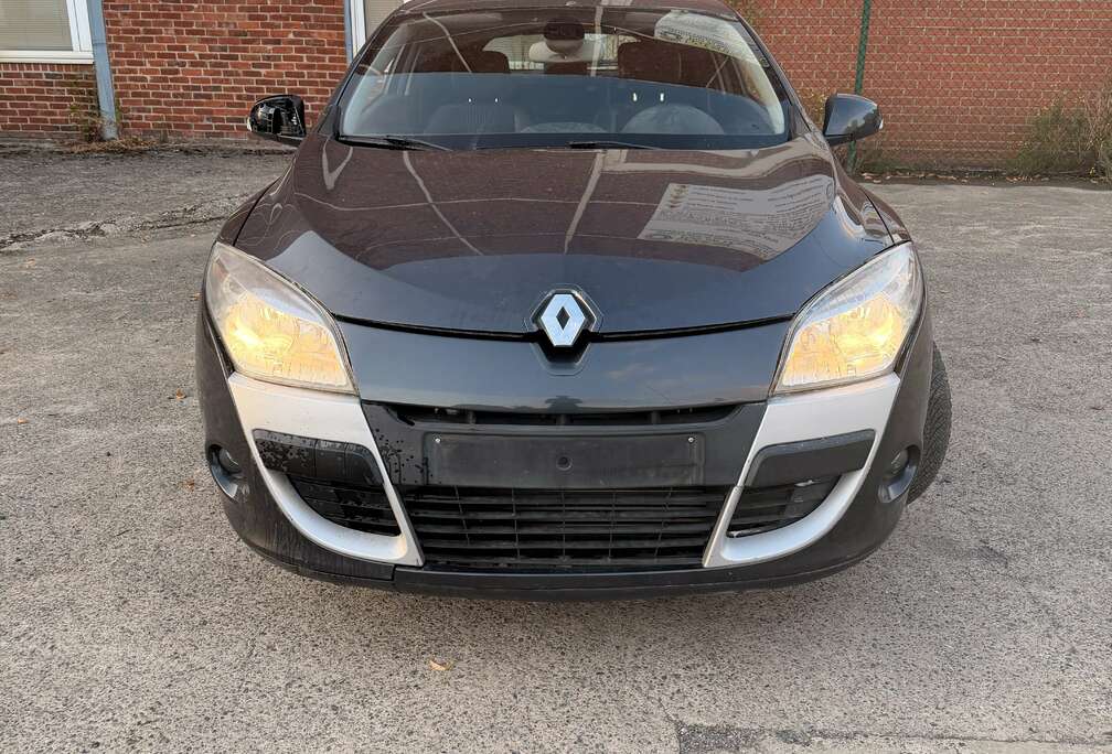 Renault Mégane Coupé 1.5 dCi Privilège FAP