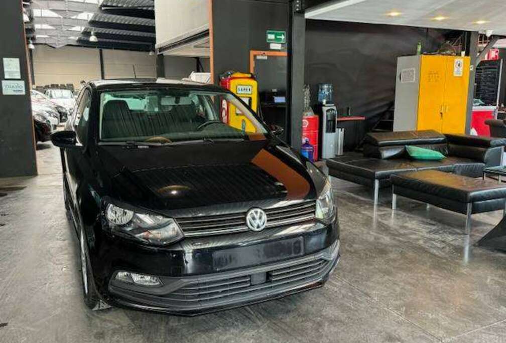Volkswagen 1.0i - 3 PORTES - BLUETOOTH / AUX / USB - 111.735 KM