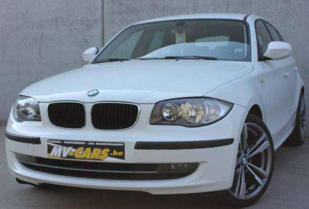 BMW 116i/ sportzetels/Multistuur/cruise control