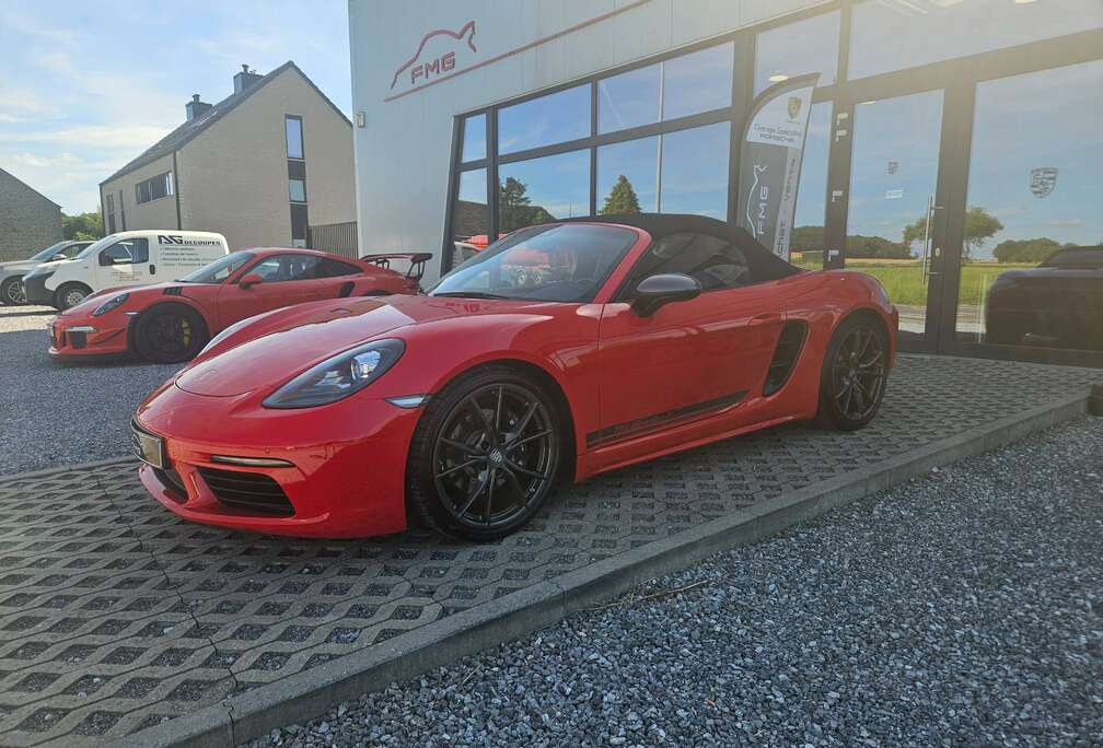 Porsche *** 718 Boxster T 2.0 Turbo PDK ***