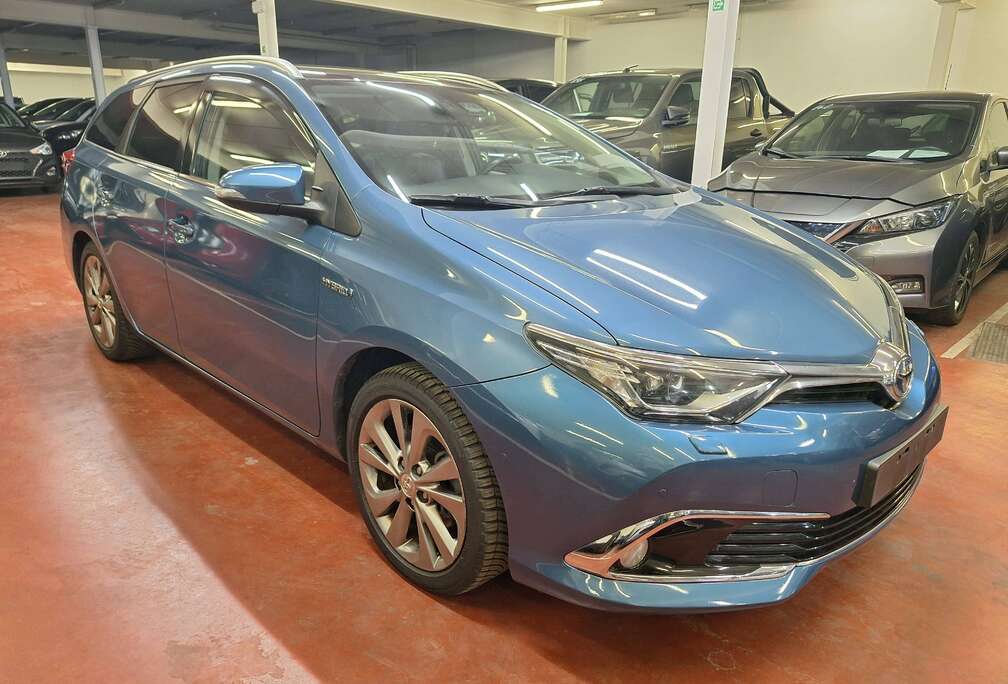 Toyota Auris SW HEV 1.8i HSD Comfort E-CVT