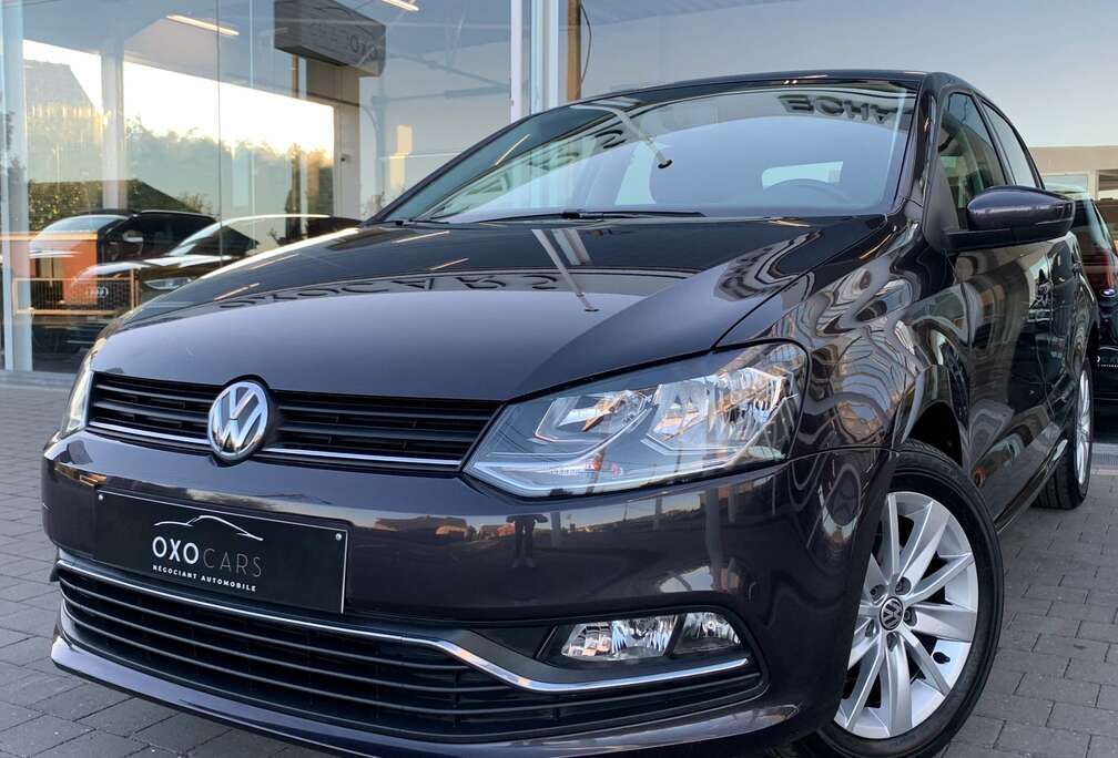 Volkswagen 1.2 TSI 90CV DSG / Boite Auto / Airco / Écran / Bluetooth / Carnet VW / GARANTIE