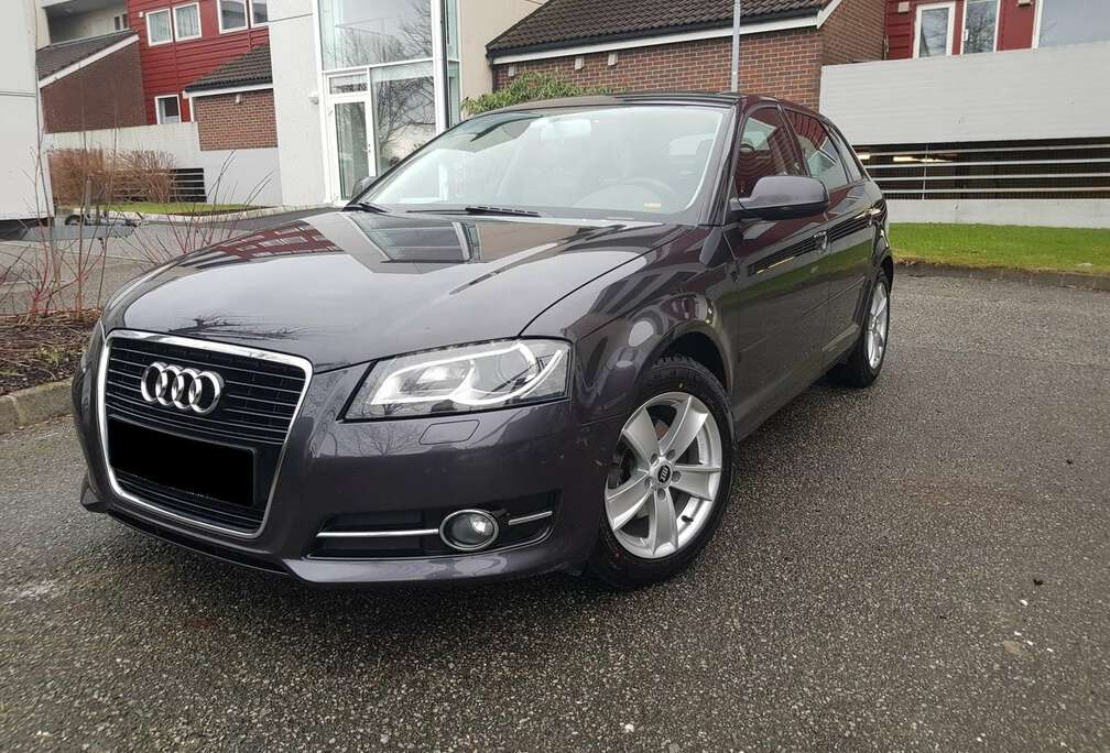 Audi A3 Sportback 1.6 TDi Ambiente Start/Stop DPF