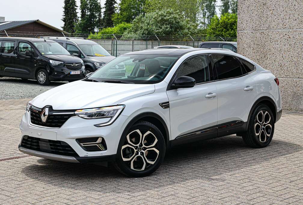 Renault GROTE-NAVIGATIE-SCHERM*ACHTERUITRIJCAMERA*BENZINE-HYBRIDE*ZETELVERWARMING