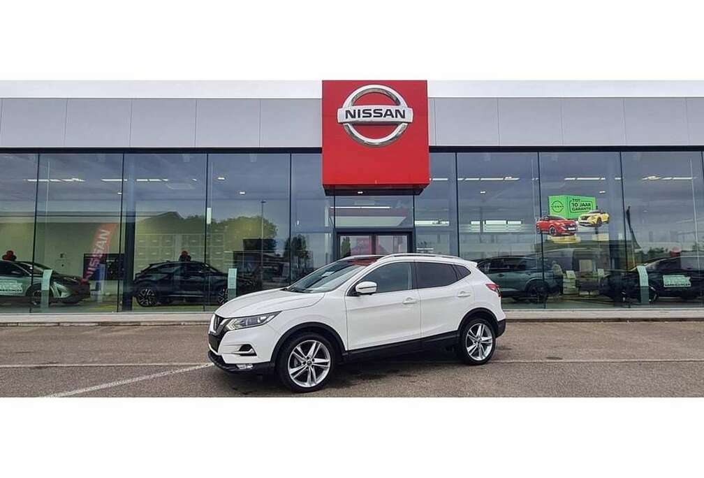 Nissan 1.3 DIG-t N-Connecta + 19\